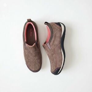 L.L.Bean Women's Size 6 Comfort Fitness Slip-On Walking Shoes Brown Suede